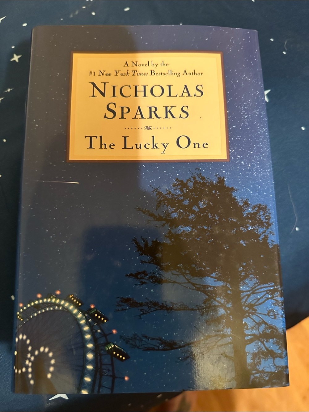 Nicholas Sparks — The Lucky One (Blue Hardcover Edition)
